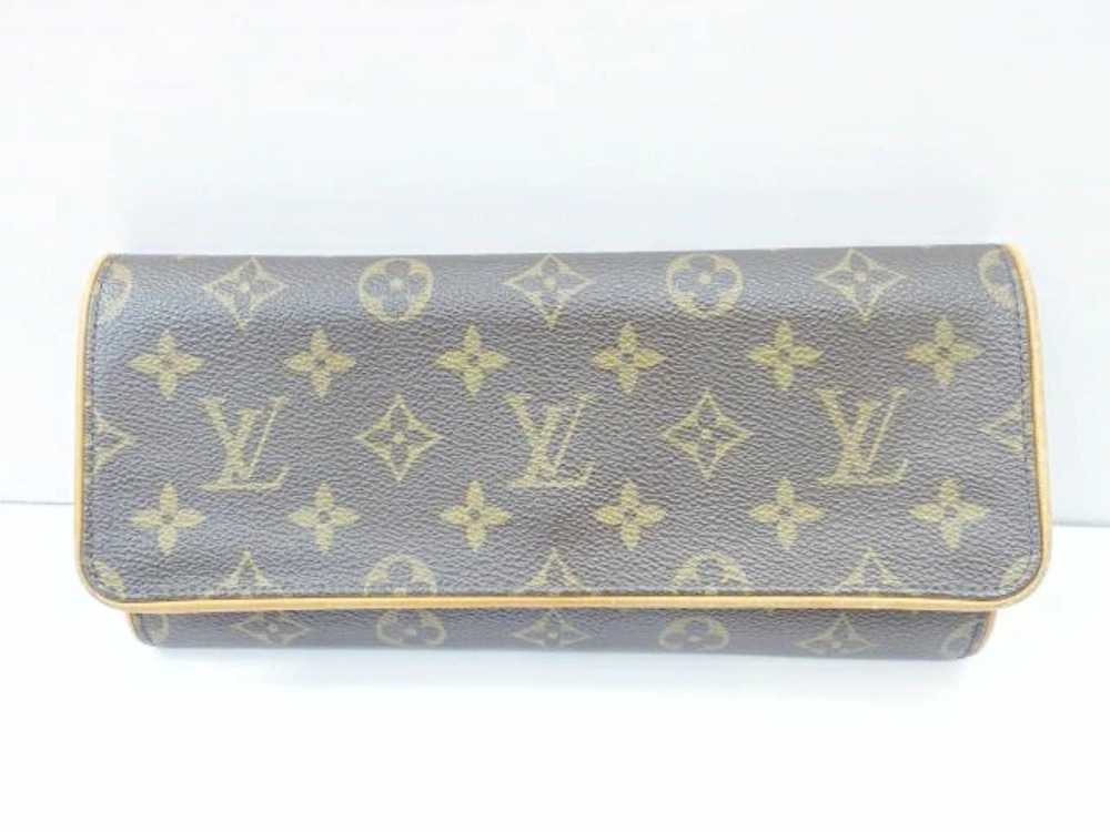 LOUIS VUITTON Pochette Twin Shoulder Bag Monogram